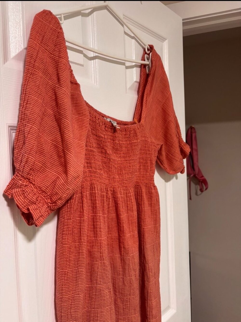 Smocked Puff Coral Sleeve Dress (Large)